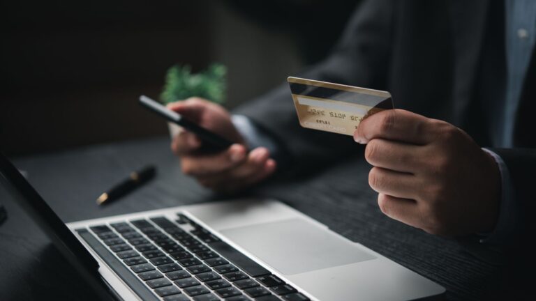 Philippines Attracts Financial And Technology Leaders