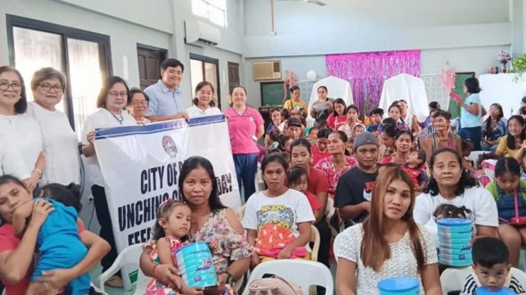 Village Nutrition Workers Get Cash Aid In Ilocos Norte