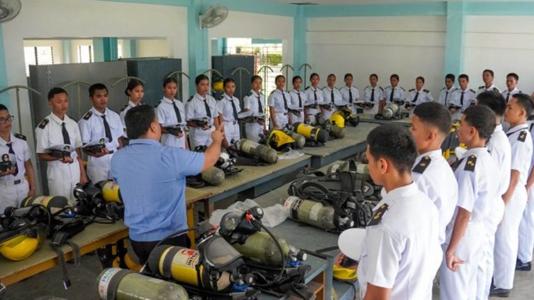NMP Ends 2025 With Record High 22K Filipino Seafarers Trained