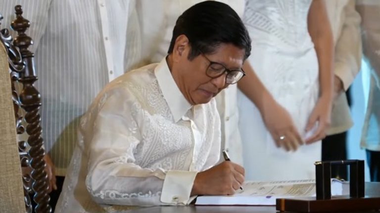 President Marcos Signs 2026 National Budget, Vetoes PHP92.5 Billion Unprogrammed Items