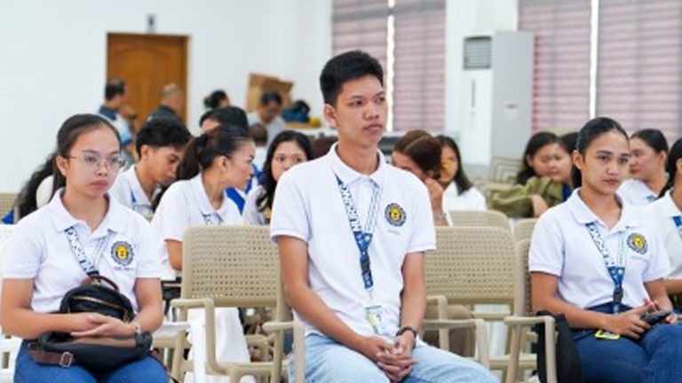 Northern Samar Releases PHP1.33 Million Allowances For Nursing Scholars