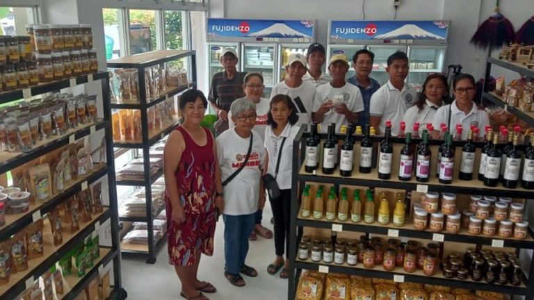 1st Agrarian Reform Beneficiary Groups’ Store Opens In Pangasinan