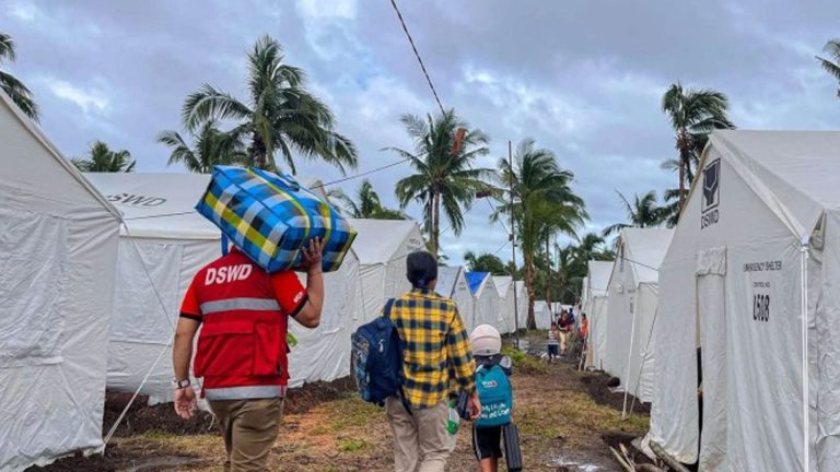 DSWD, Albay Town Continue Relocation Of Mayon Evacuees To ‘Tent City’