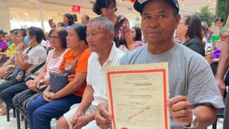 Ilocos Norte Awards 311 Land Patents Under Handog Titulo Program