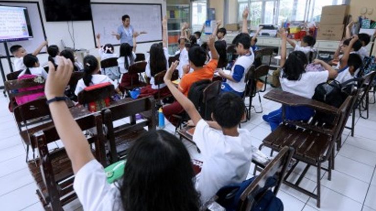 President Marcos Oks 3-Term School Calendar To Boost Learning, Educ System