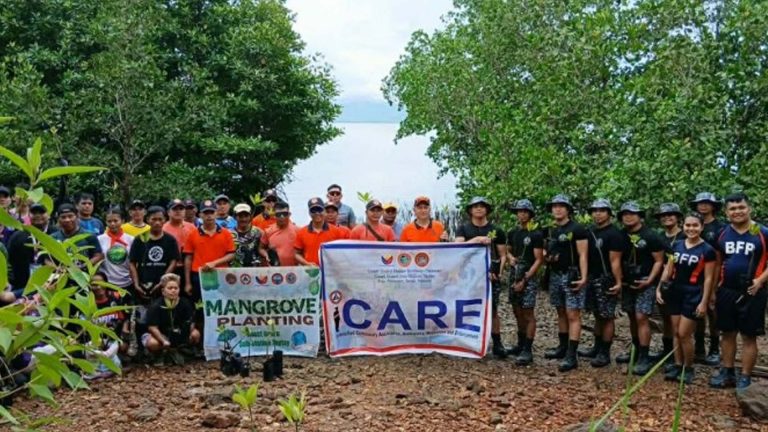 PCG, BJMP Join Mangrove Planting In Palawan Village