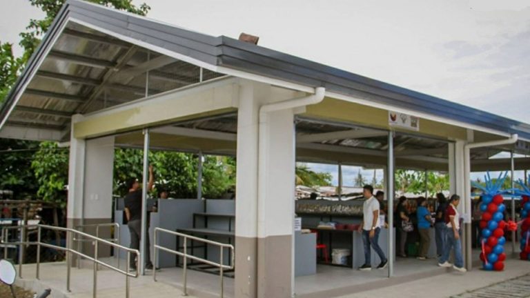 Davao Del Norte Town Gets PHP6.4 Million Kadiwa Facilities, Vehicle