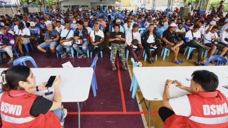 Initial 59K Trike Drivers Receive PHP5 Thousand Cash Aid