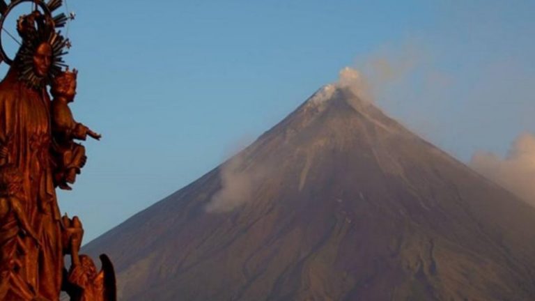DOT Reminds Tourists To Use Accredited Services, Operators In Bicol