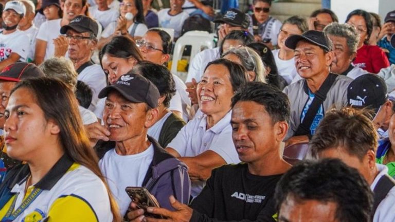 DAR Condones PHP18.2 Million Agrarian Debt Of Mindoro Farmers