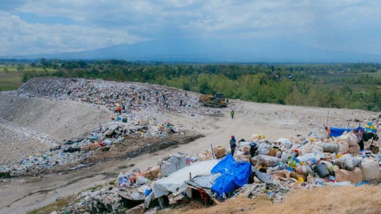 Bacolod Urges Segregation At Source, Showcases Model Landfill