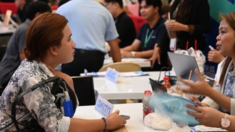 Over 7.3K Vacancies Await Hopefuls At Labor Day Job Fair In Iloilo