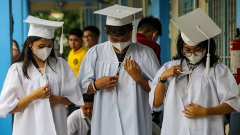 Solon Urges CHED, LGUs To Help SHS Grads Unable To Enroll For College