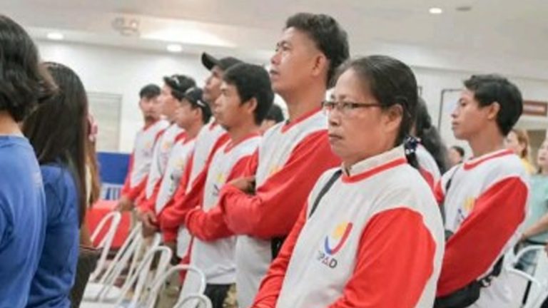 DOLE Bicol To Give Work To Ashfall-Affected Residents
