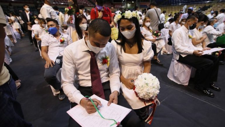 Fewer Filipinos Tying Knot As Family Dynamics Change