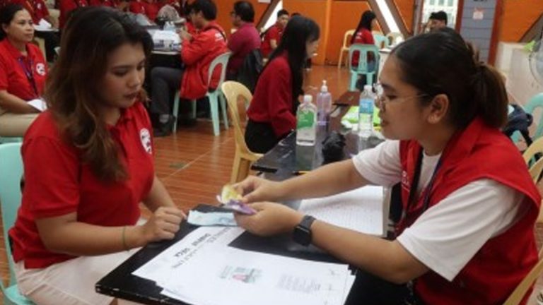 DSWD-13 Releases Cash-For-Work Pay To 357 Tara, Basa! Tutors