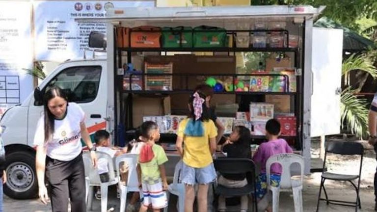 Cagayan De Oro Launches Learning Facility On Wheels To Serve Barangays