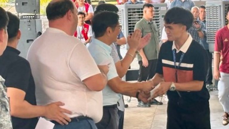 300 Negros Oriental Barangays Get PHP200 Thousand Each From BBMP