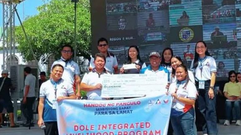 ‘Handog Ng Pangulo’ Brings Key Government Aid To Negrenses