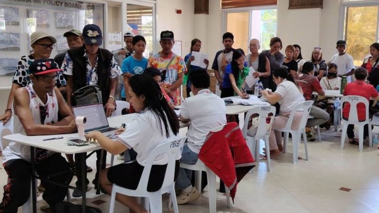 DSWD Kicks Off 2nd Tranche Of UPLIFT Payout In Western Visayas
