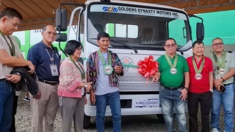 DA-11 Turns Over Hauling Truck To Ata Farmers’ Group