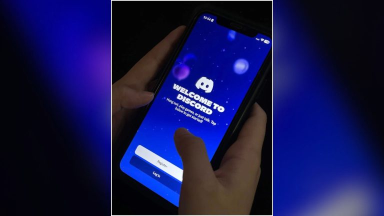 Two Days Offline: What The Discord Block Cost Filipino Workers